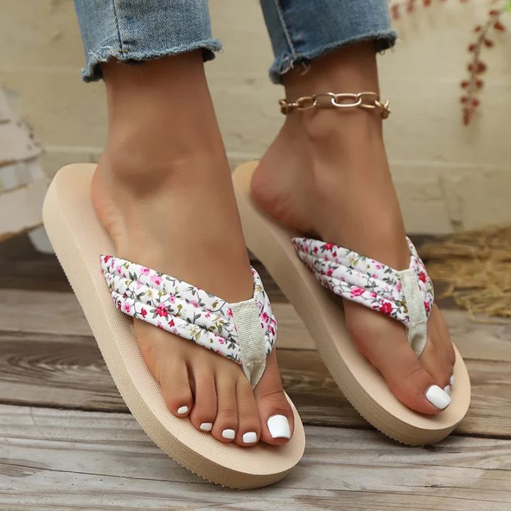 Summer%202026%20Beach%20Fashion%20Floral%20Clip%20Toe%20Slippers%20Women%20Plus%20Size%2036-45%20Platform%20Flip%20Flops%20Women%20Non%20Slip%20Sandals%20Shoes%20Woman%20-%20Image%202