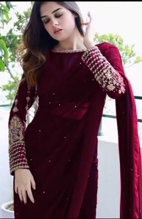 Fancy%20Stitched%20Saree%20for%20Girls%20%E2%80%93%20Embroidered%20Silk%20&%20Chiffon%20-%20Image%207