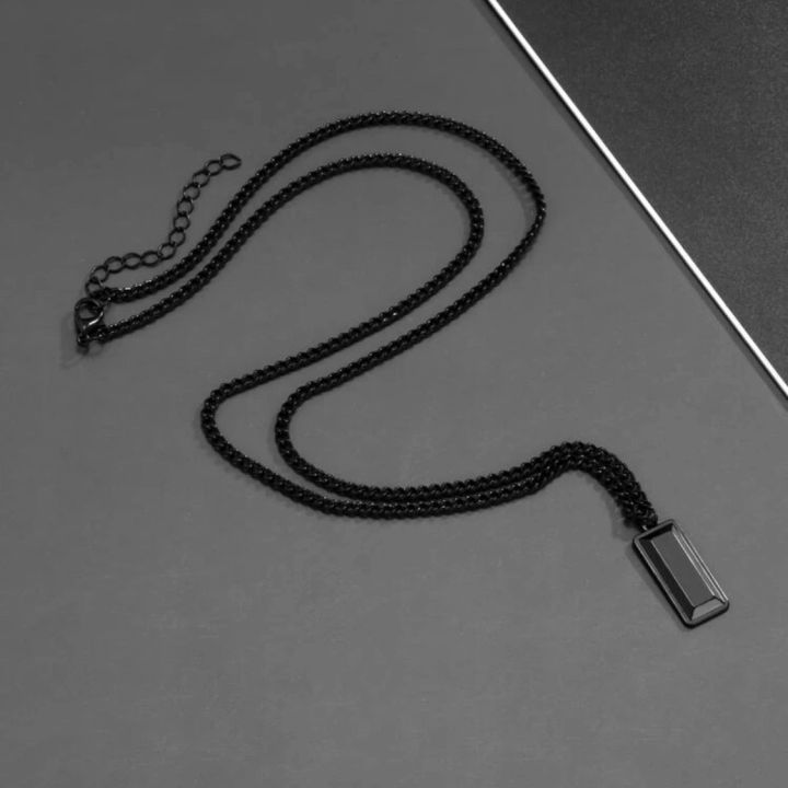 Rectangle%20Pendant%20Necklace%20(BLACK)%20for%20Men%20-%20Image%204