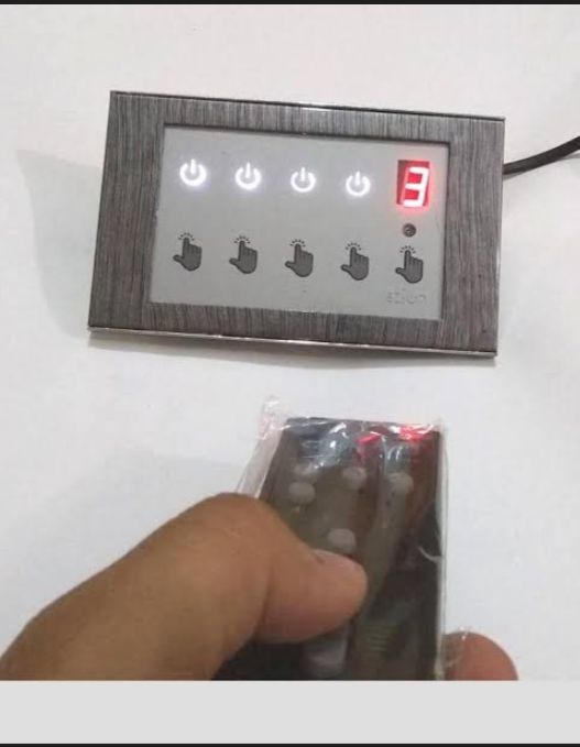 Pack%20of%202%20Smart%20Touch%20Switch%20Boards%20with%20Wireless%20Remote%20Intelligent%20Home%20Automation%20Panels%20-%20Image%202