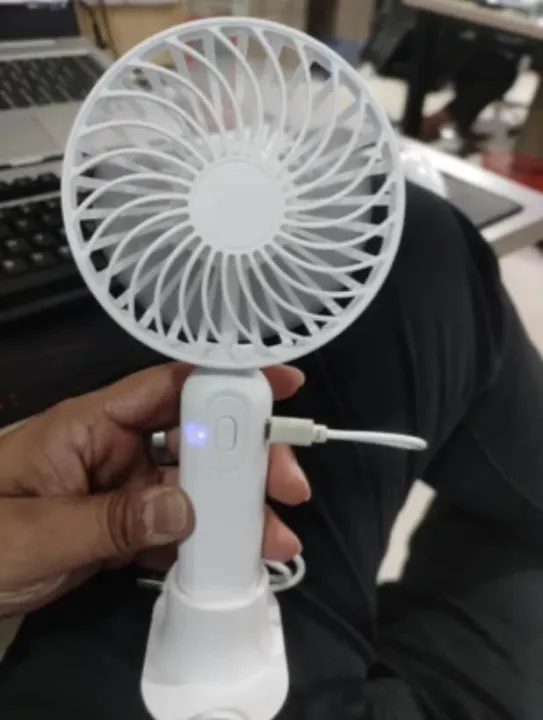 Very%20Stylish%20Mini%20USB%20Lithium%20Battery%20Rechargeable%20Hand%20Fan%20-%20Image%202