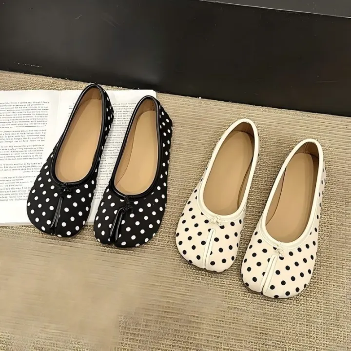 2026%20New%20Women's%20Polka%20Dot%20Split-Toe%20Flats,%20Soft%20Slip-On%20Ballet%20Shoes,%20Comfortable%20Fashion%20Casual%20Flat%20Shoes%20for%20Ladies%20-%20Image%202
