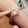 Analog stylish elegant watch for women - Rose gold.