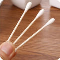 Cutter Buds 100 Pieces, Cotton Swabs with Wooden Handles, Cotton Sticks, Cotton Swabs for Removing Makeup, Cutter Buds, Disposable Cotton Swabs, Cotton Swabs for Cleaning Ears, for Use on Wounds, Clean and Safe, Cotton Buds, Cotton Swabs. 