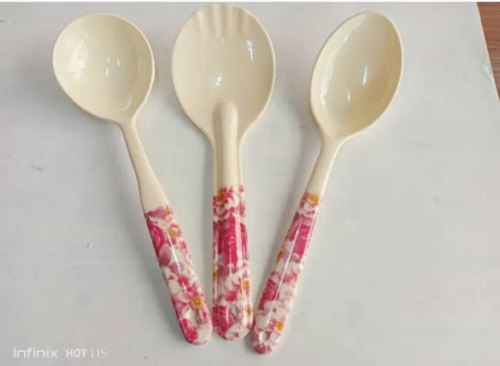 High%20Quality%20Melamine%20Spoon%203%20Piece%20Set%20-%20Offering%20Durability%20And%20Functionality%20-%20Image%202