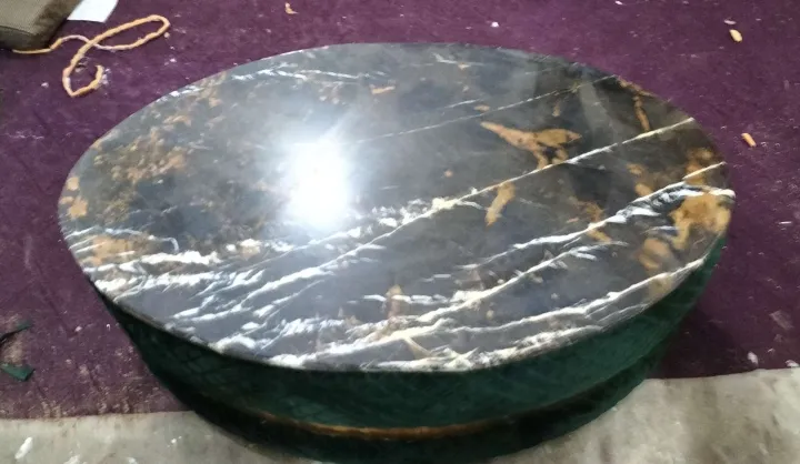 -%20Oval%20shape%20center%20table%20-%20Image%204