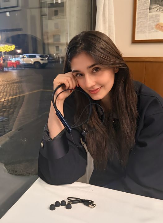 200H%20Neckband%20Antor%20Luxury%20Wireless%20Earphone%20Bluetooth%205.4%20Voice%20Change%20magnetic%20On/Off%20Type%20C%20port%20-%20Image%204