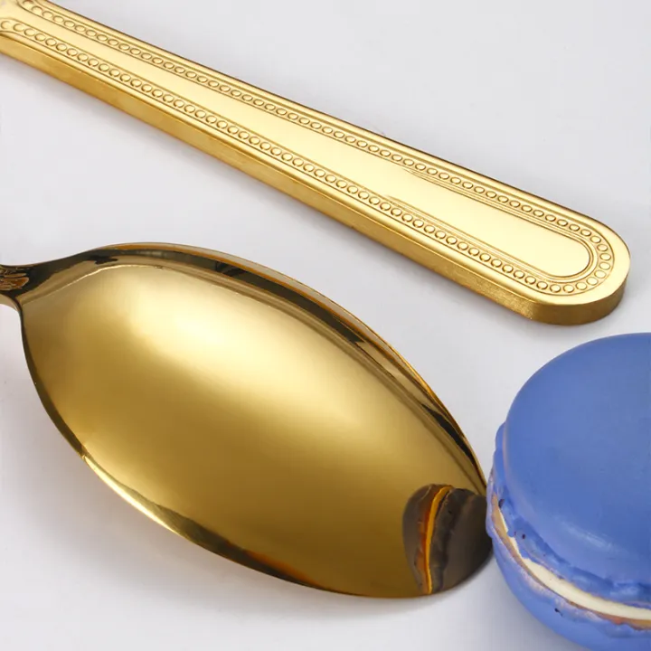 24pc%20Stainless%20steel%20gold%20cutlery%20set%20knife%20fork%20spoon%20steak%20knife%20fork%20dessert%20fork%20spoon%20retro%20suitable%20for%20restaurant%20kitchen%20-%20Image%205