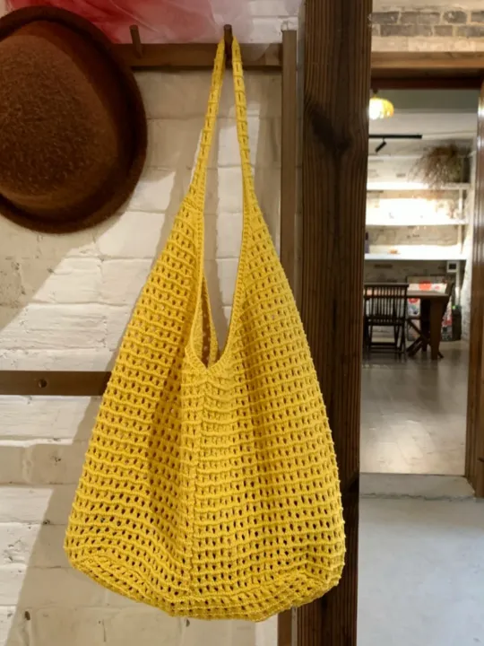 Holiday-Style%20Versatile%20Woven%20Mesh%20Women's%20Bag%20with%20Large%20Capacity%20-%20Perfect%20for%20Seaside%20Travel%20Tote%20Bag%20or%20Shoulder%20Bag%20-%20Image%202