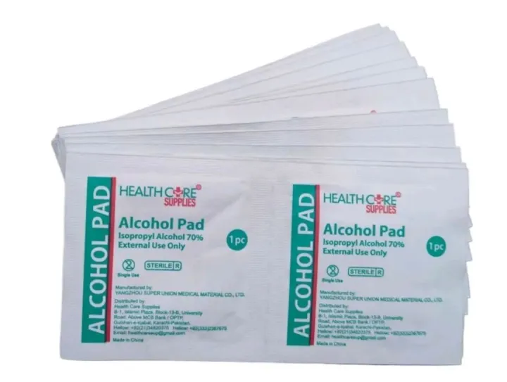 100%20pc%20(pack%202)%20Alcohol%20Swab%20%20Isopropyl%2070%25%20%20Alcohol%20Pads%20%20Sterile%20%20For%20Disinfection%20Purpose%20%20First%20Aid%20%20Total%20200%20Pieces%20%20Made%20in%20china%20sports%20outdoor%20first%20aid%20-%20Image%202