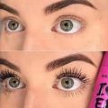 Essence I Love Extre-me Crarzy Volume Mascara. 