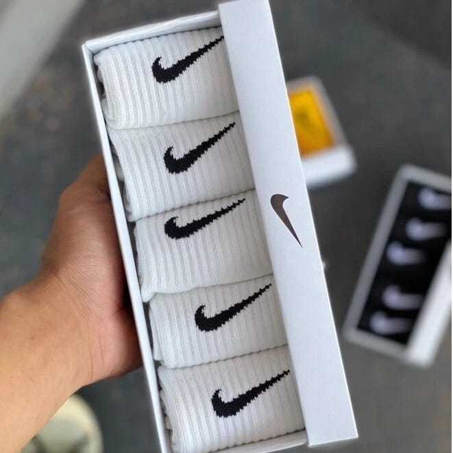 Nike%20Socks%205%20Pairs%20Sports%20Cotton%20Casual%20Mid%20Crew%20-%20Image%203