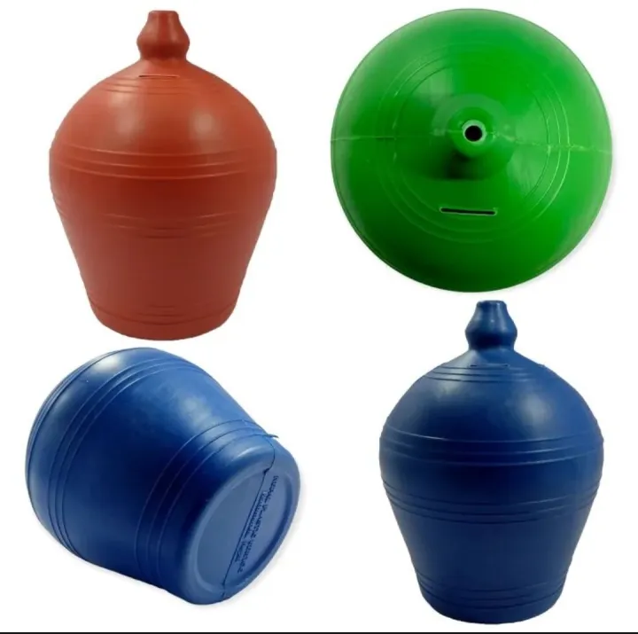 Plastic%20Piggy%20Bank%20-%20Khutruke%20-%20Image%202