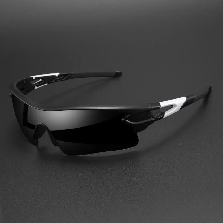 New%20UV400%20Protective%20Sports%20Eyewear%20-%20Lightweight%20Full-Cover%20Lens,%20Unisex%20Wrap-Around%20for%20Cycling,%20Hiking%20&%20Daily%20Use%20-%20Image%208