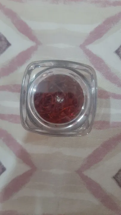 100%25%20Pure%20Kashmir%20Saffron%20/%20Kesar%20/%20Keshar%20-%201Gm%20-%20Image%202