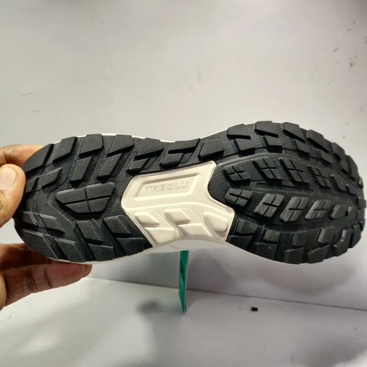 TBL%20original%20sports%20and%20casual%20shoes%20-%20Image%204