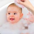 Baby Scalp Scrubber Baby Bath Hair Brush Soft Silicone Cleaning Tool for Cradle Cap Suction Cup Massage Comb for Boys Girls.