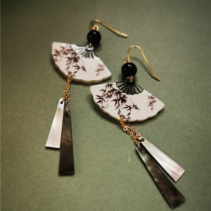 New%20Chinese%20Style%20Fan%20Resin%20Tassel%20Earrings%20for%20Women%20Fashion%20Trend%20Ear%20Hook%20Temperament%20National%20Style%20Jewelry%20Female%20Gift%20-%20Image%204