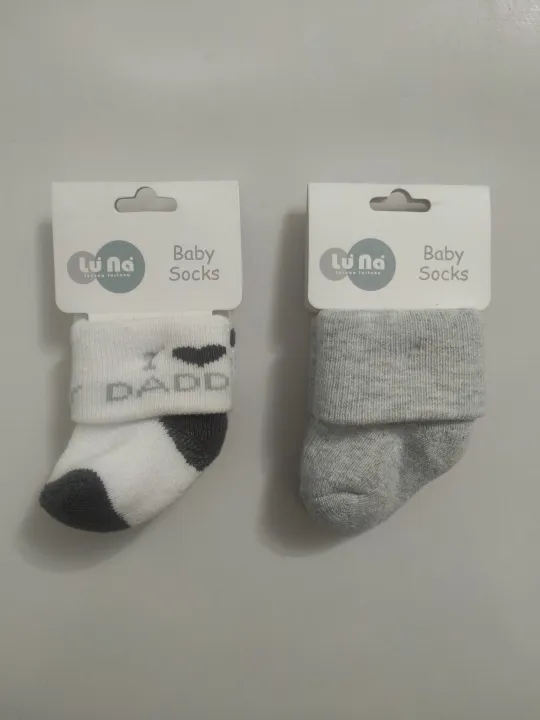 Pack%20of%202%20socks%20for%20newborn%20baby%20-%20Image%205