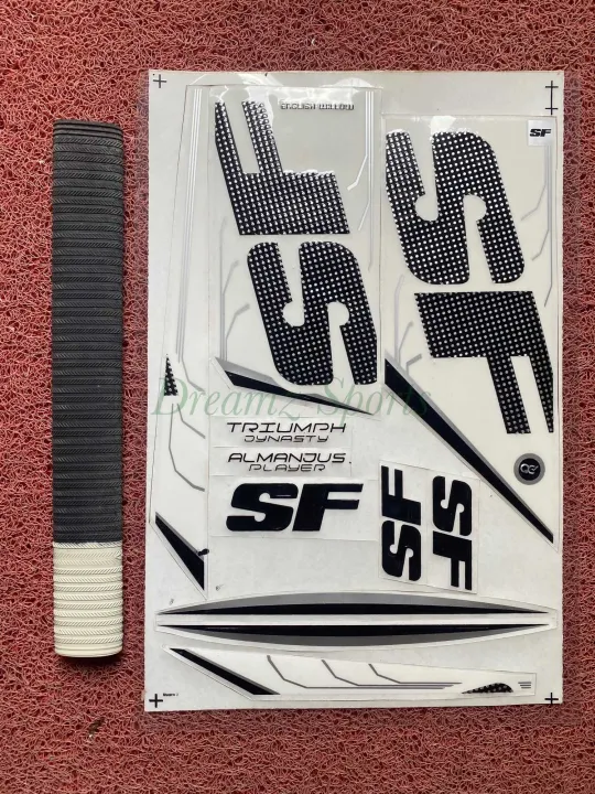 3D%20Embossed%20Leather%20Cricket%20Bat%20Stickers%20&%20Grip%20Two%20in%20One%20Package%20-%20Image%209