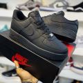 Air Force 1 Full Black. 