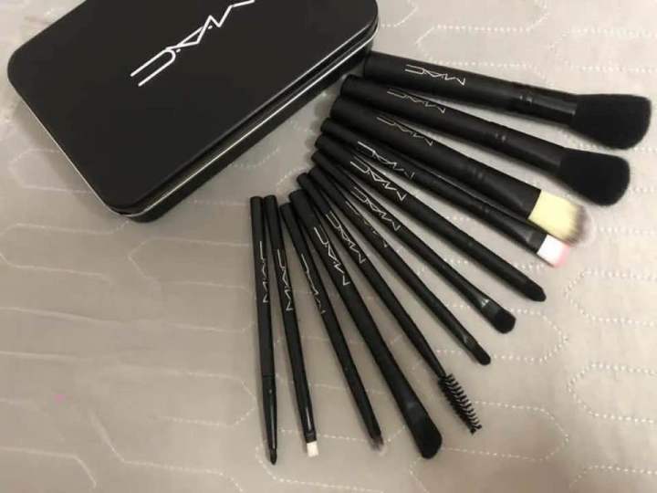 M.A.C Cosmetic Makeup Brush Set - 12 Pcs (Pack of 12)