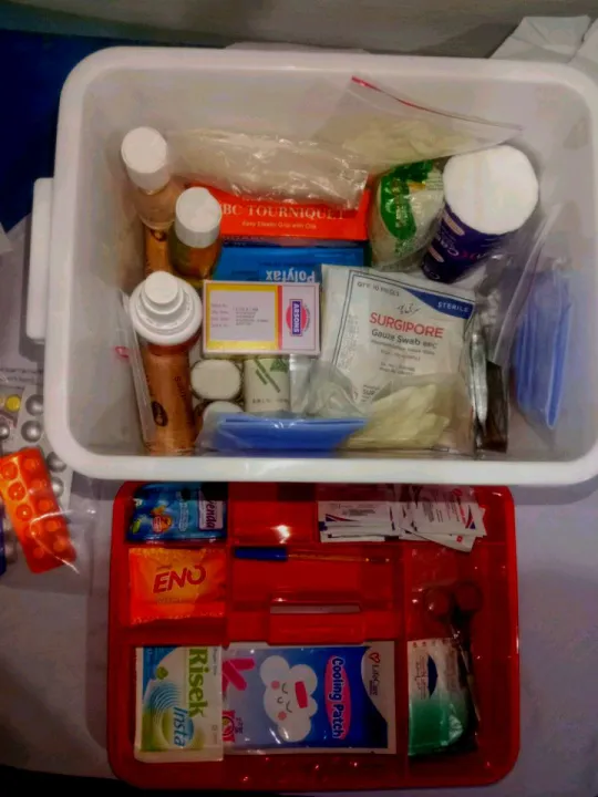 First%20Aid%20Box%20for%20home%20with%20medicine%20+90%20items%20,%20Survival%20Kit%20,%20Firstaid%20box%20,%20Firstaid%20Kit%20,%20plastic%20box%20,%20First%20aid%20box%20for%20school%20,%20First%20Aid%20Box%20for%20kids%20,%20First%20Aid%20Box%20for%20home%20large%20-%20Image%203