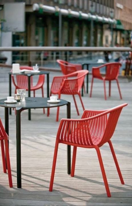 Original%20Citizen%202pc%20Crystal%20Plastic%20Chairs-Crystal%20Plastic%20%20Chairs%20For%20indoor/outdoor%20&%20Lawn%20Chairs%20-%20Image%204