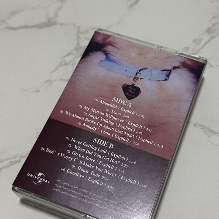 Sabrina%20Carpenter%20Song%20Man%E2%80%99s%20Best%20Friend%20Cassette%20Album%20Unopened%20Original%20Complete%20Music%20Collectible%20Item%20for%20Fans%20Collection%20-%20Image%203