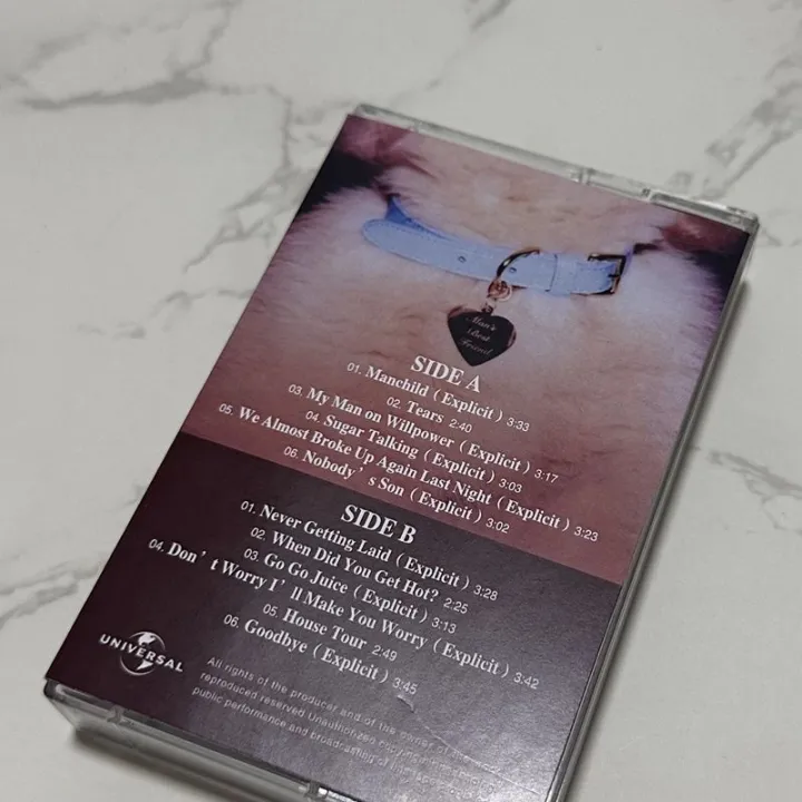 Sabrina%20Carpenter%20Song%20Man%E2%80%99s%20Best%20Friend%20Cassette%20Album%20Unopened%20Original%20Complete%20Music%20Collectible%20Item%20for%20Fans%20Collection%20-%20Image%203