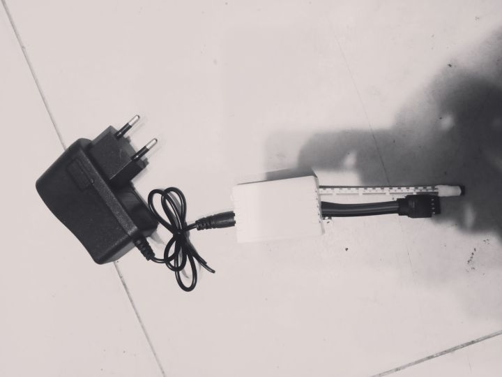 RGB%20(Red,Green,Blue)%2012%20volt%20LED%20Strip%20Light%20With%20A.C%20Adapter%20-%20Image%203