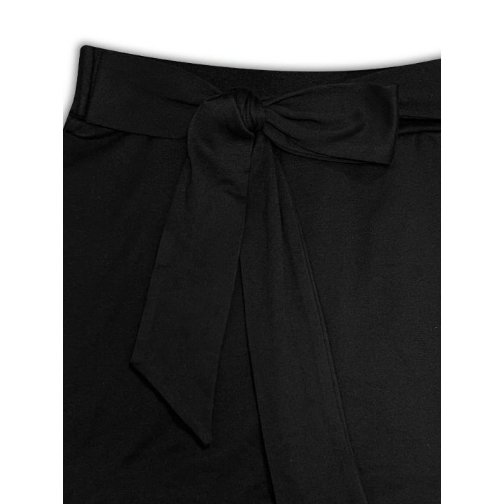 Plus%20Size%201XL-5XL%20Women's%20High-Waisted%20Tennis%20Skirt%20with%20Pockets%20%20Elegant%20Solid%20Black%20Skirt%20-%20Image%204