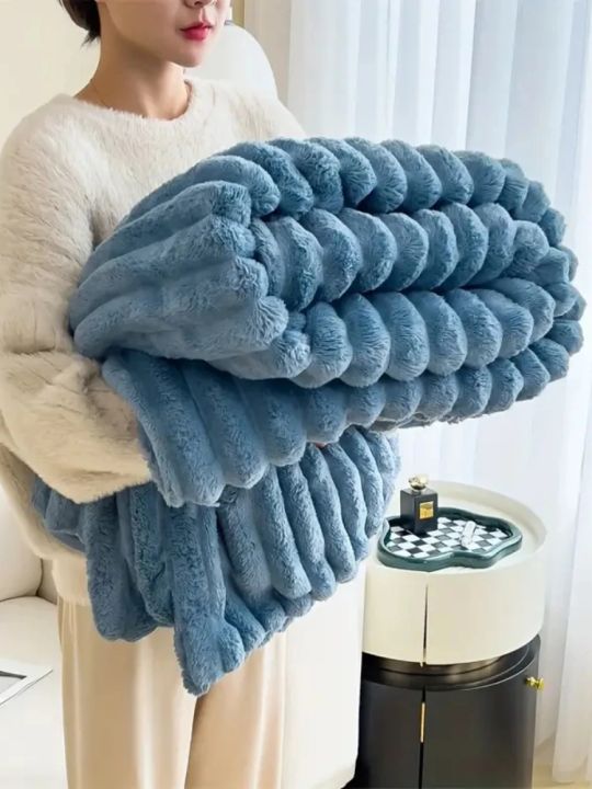 Soft%20&%20Delicate%20%20Blanket%20Large%20Plush%20Ribbed%20Throw%20Warm%20Cozy%20Anti-Static%20Sofa%20Blanket%20Lightweight%20Bed%20Blanket%20Multi-Functional%20-%20Image%205