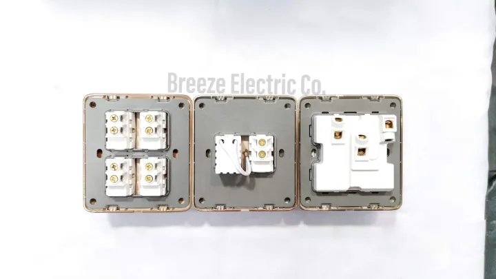 GFC%20Gang%20Switch%20Standard%20Value%20Pack:%204%20Gang+%20Fan%20Dimmer+13A%205%20pin%20Multi%20Socket+3%20gang%20Plastic%20Back%20Cover.%20-%20Image%208
