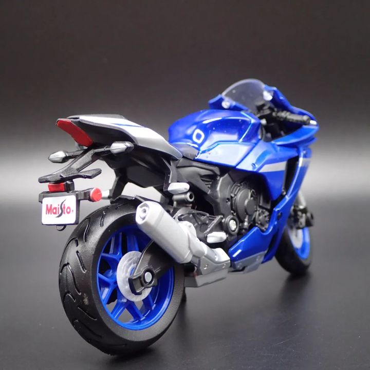YAMAHA%20YZF-R1%20MOTORCYCLE%201/12SCALE%20COLLECTIBLE%20DIORAMA%20DIECAST%20MODEL%20BIKE%20-%20Image%208