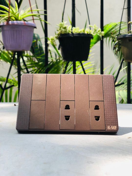 China%20fitting%20switch%20socket%20plate/switch%20socket%20board%204+2%20-%20Image%202