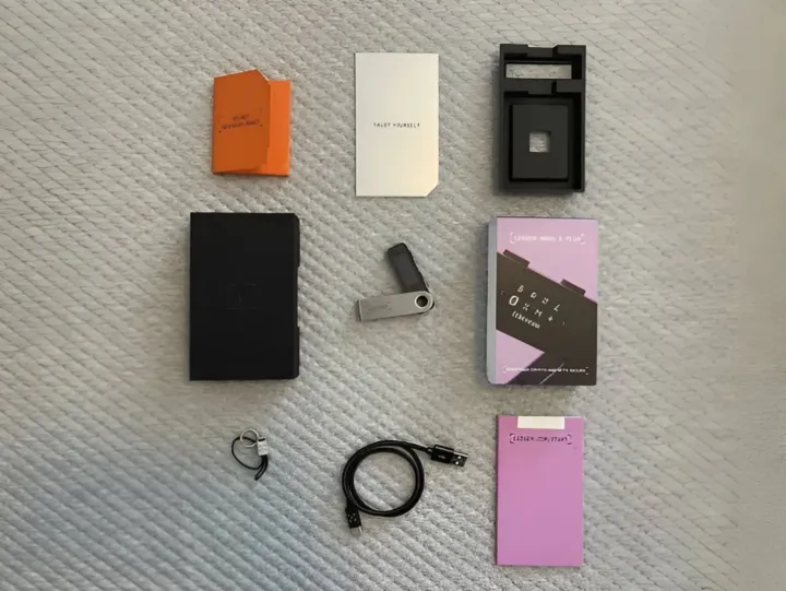 Ledger%20Nano%20S%20Plus%20Hardware%20wallet%20-%20Image%204