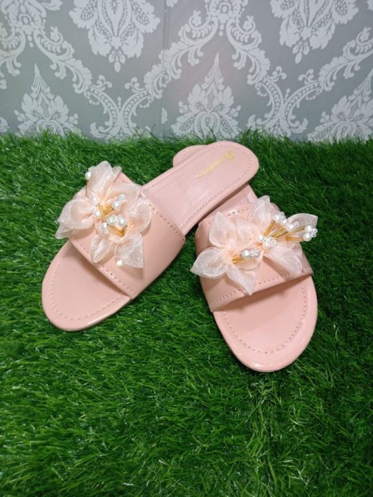 New%20Chappal%20for%20women%20and%20girls%20-%20Image%204