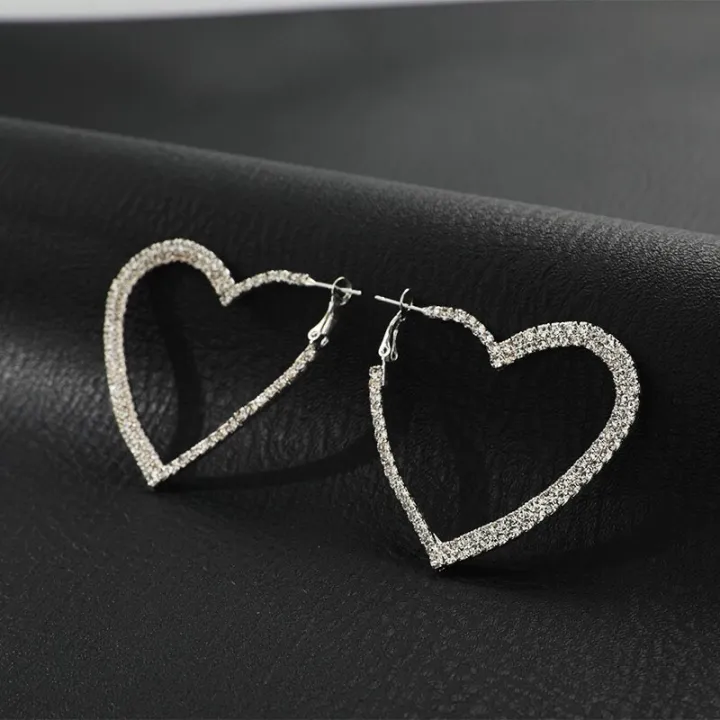 2pcs%20Silver-plated%20Earrings%20Ladies%20Light%20Luxury%20Fashion%20Style%20Exaggerated%20Personality%20Big%20Love%20Wear%20To%20Enhance%20The%20Temperament%20-%20Image%205