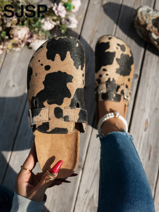 2025%20New%20Women's%20Casual%20Autumn%20and%20Winter%20Outdoor%20Activity%20Shoes%20with%20Animal%20Prints,%20Leopard%20Print,%20Cow%20Print,%20New%20Mule%20Shoes,%20Slip-On%20Slippers,%20Outdoor%20Flat%20Beach%20Shoes,%20Trendy%20Fashion%20Animal%20Print%20Cow%20Print%20Leopard%20Print%20Cork%20Sole%20Sandals%20Suitable%20fo...%20-%20Image%204