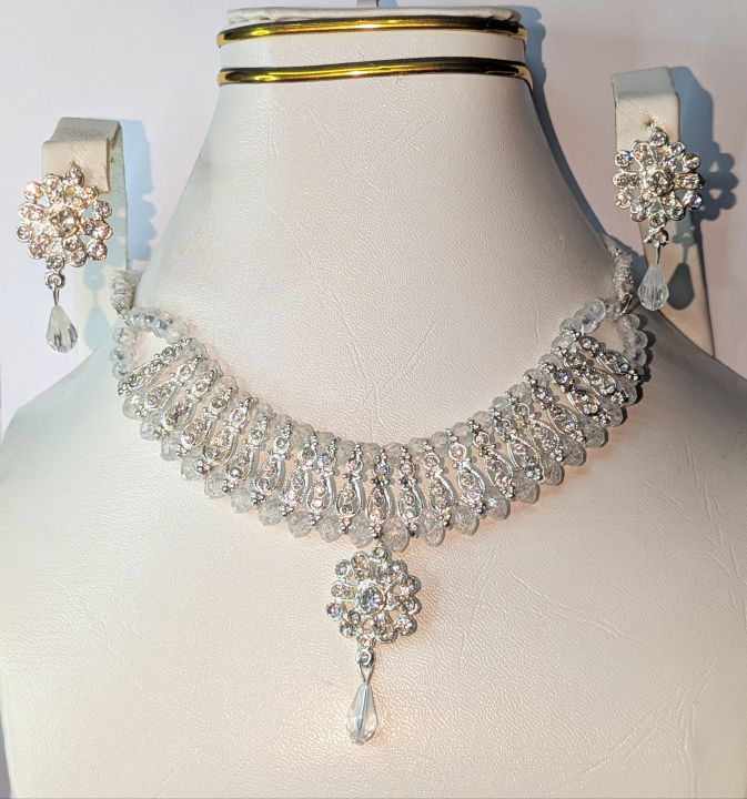 3 pcs silver set  fashionable rhinestones, water droplets, necklaces, earrings, jewelry sets, women's wedding accessories with high quaity earings