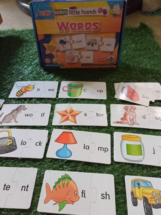 Match Little Hands Words Puzzle