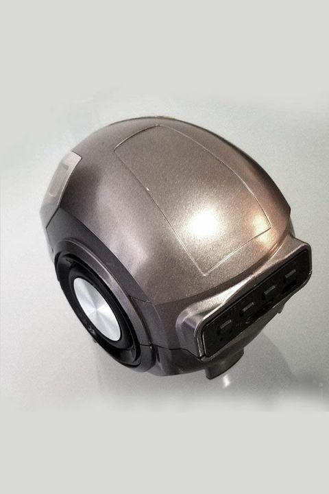 Iron%20man%20helmet%20bluetooth%20speaker%20-%20Image%209