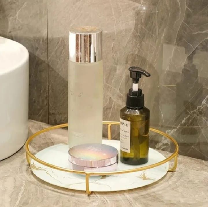 Household%20products%20Makeup%20Storage%20Rack,%20Cosmetic%20Storage%20Shelf,%20Makeup%20Organizer,%20Dressing%20Table,%20Makeup%20and%20Perfume%20Organizer,%203%20Floors,%201%20round%20floor%20-%20Image%205