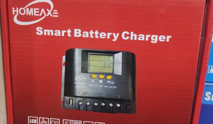Homeaxe%20smart%20battery%20charger%2050A%20-%20Image%203