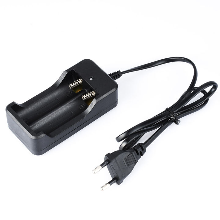 18650%20Battery%20Charger%20EU%20Plug%202%20Slots%20Smart%20Fast%20Charger%2018650%20Lithium%20Rechargeable%20Battery%20Charging%20Device%20DC4.2V%201A%20-%20Image%204