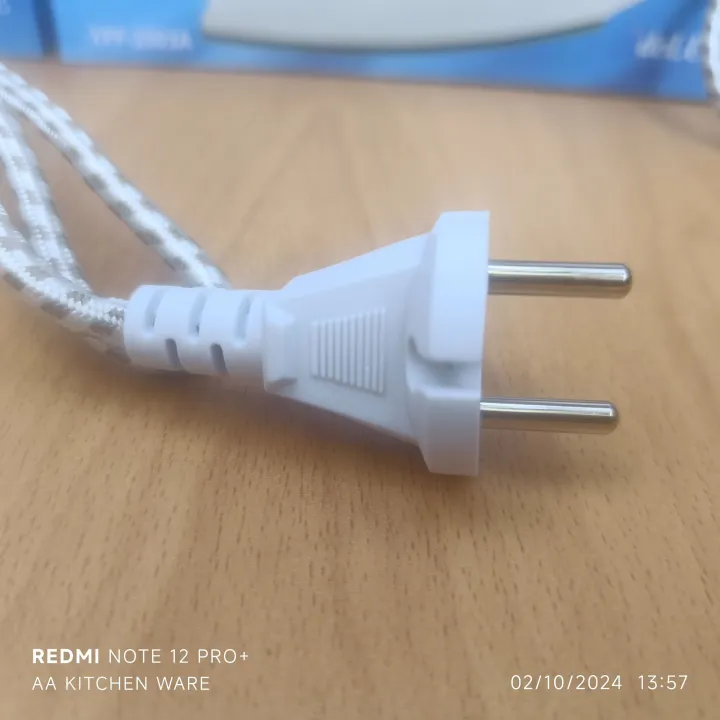 ROYAL%20Deluxe%20Dry%20Iron%20-%20Image%208