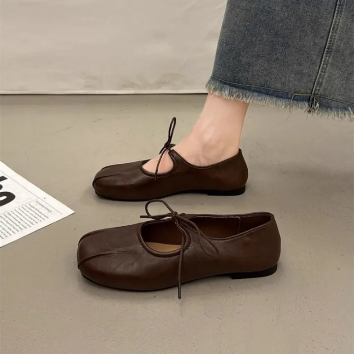 Women's%20Lace-Up%20Mary%20Jane%20Spring/Autumn%20Flats%20%20-%20Square%20Toe%20Single%20Strap%20Shallow%20Cut%20Flats,%20Flat%20Sole%20Comfortable%20Ballet%20Shoes%20-%20Image%204