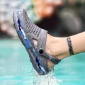 Hot Sale Brand Clogs Men Sandals Casual Shoes EVA Lightweight Sandles Unisex Colorful Shoes for Summer Beach. 