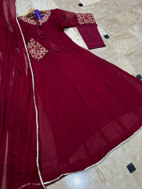 ladies%20garments%20%20Mina%20collection%20-%20Image%204